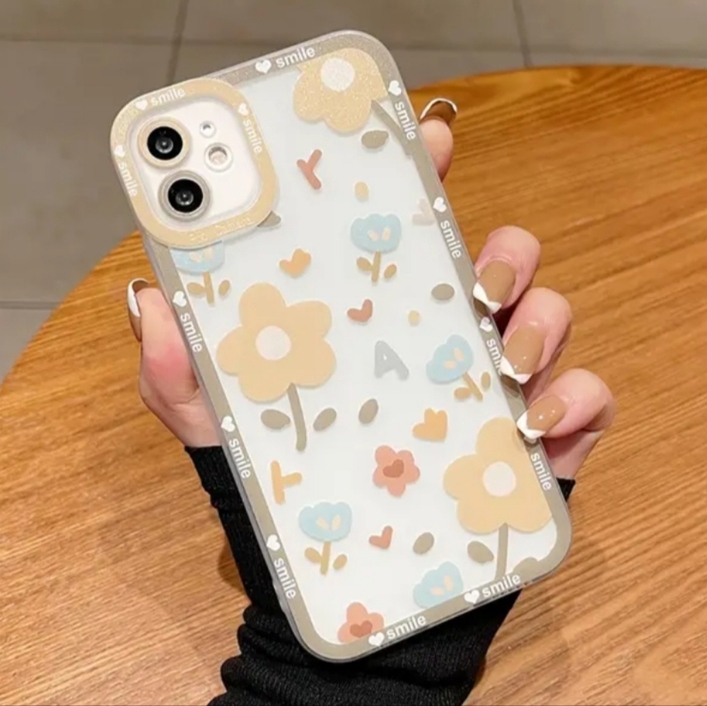 Brand new Apple IPhone 14 Pro Max Flower🌻🌻 Silicone Phone case